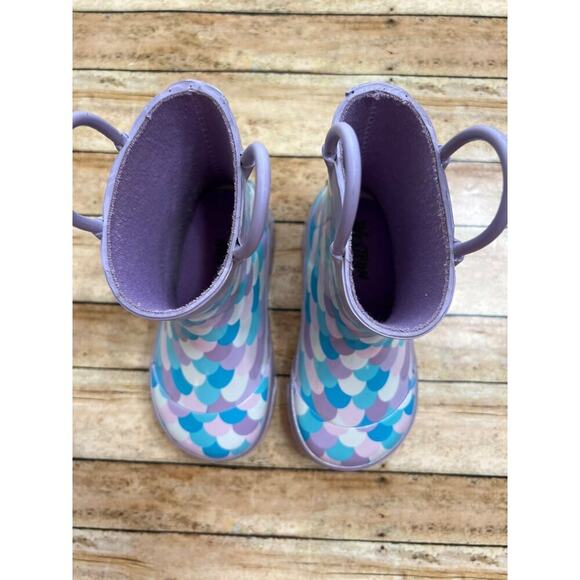 Western Chief Mermaid Shorty Rainboots 8 - Picture 4 of 9